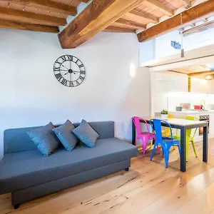 Casa San Paolino Dentro Le Muraelegant Flat Wifi E Selfcheckin , Lucca Italia